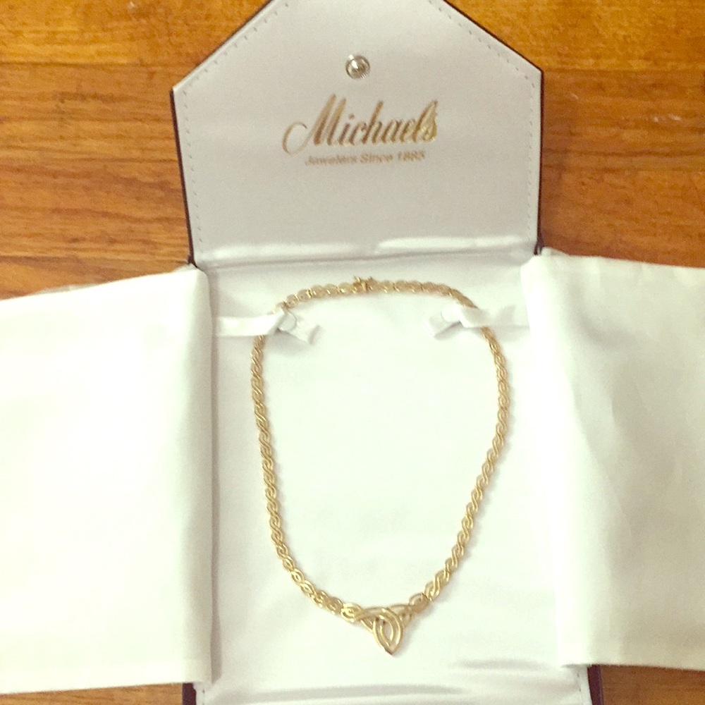 Gold Celtic necklace